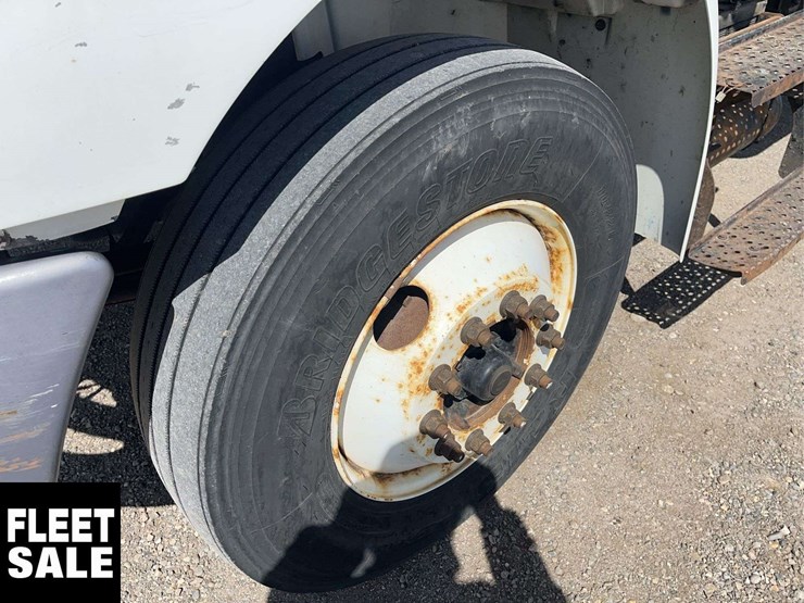 2012-international-durastar-4300-image-10