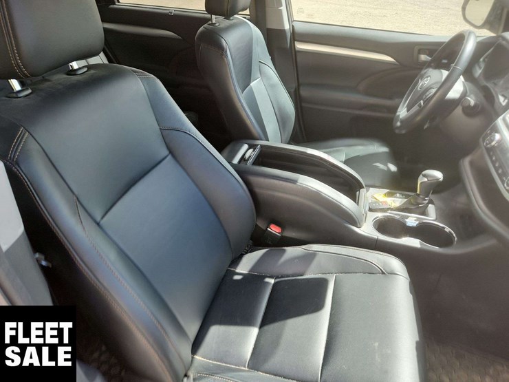 2017-toyota-highlander-image-18