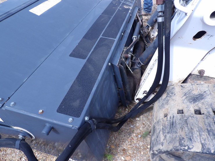 #40873-•-**2016-bobcat-84"-skid-steer-sweeper-a00a02963-image-10