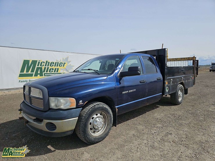 2004-dodge-ram-2500-image-1