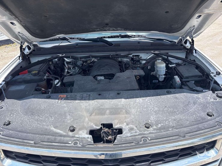 2015-chevrolet-tahoe-image-9
