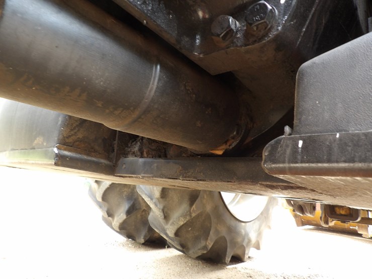 case-ih-mx270-image-37
