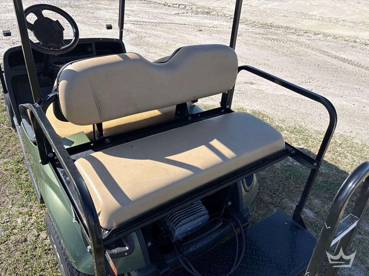 2019-ez-go-electric-cart-image-9