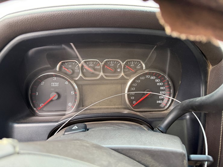 2015-gmc-1500-image-76