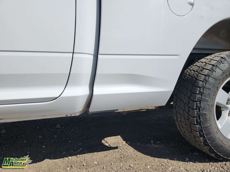 2014-dodge-1500-image-49