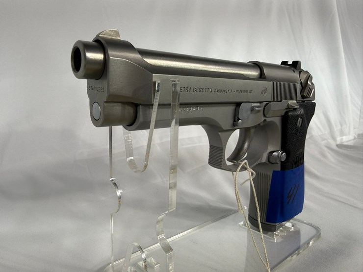 #41-•-beretta-92fs-9mm-pistol-l183432-image-2