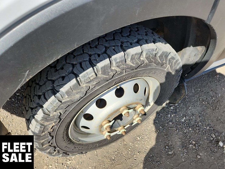 2019-ford-transit-image-14