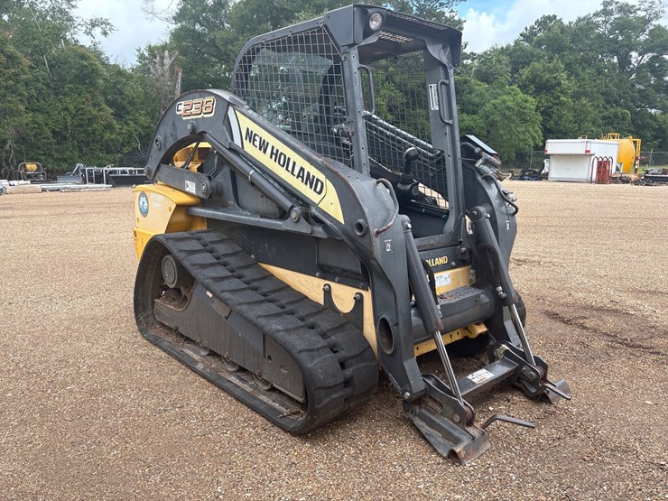 new-holland-c238-image-2