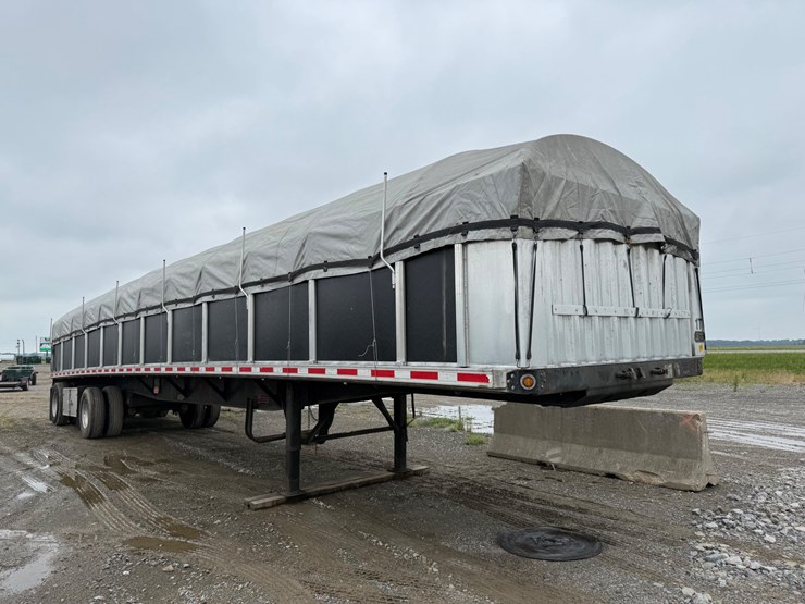 2016-fontaine-flat-bed-trailer-image-2