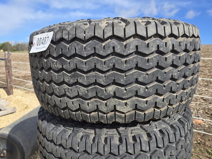 #487-•-(4)-mickey-thompson-baja-31-x-13.5-x-15-tires-image-7