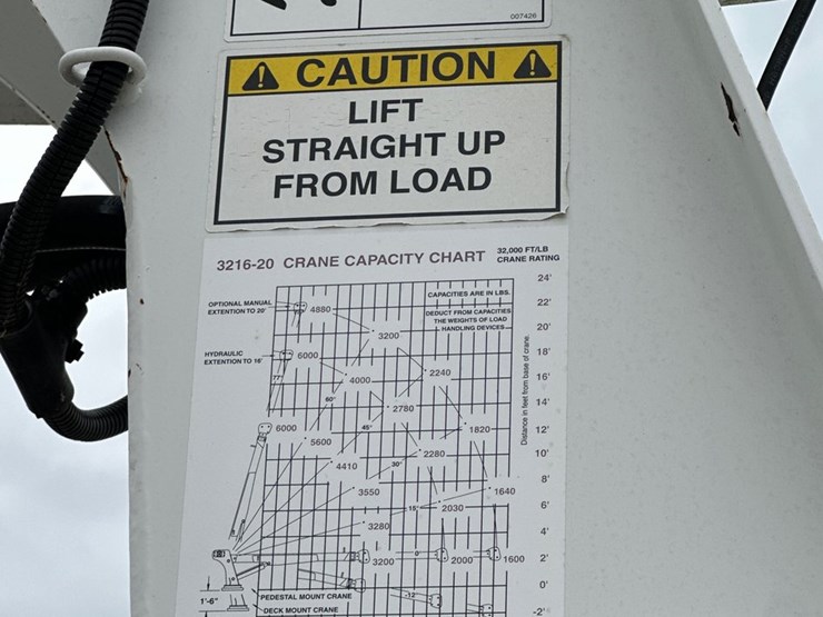 2010-international-durastar-4300-image-14
