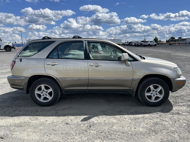 2000-lexus-rx300-image-6