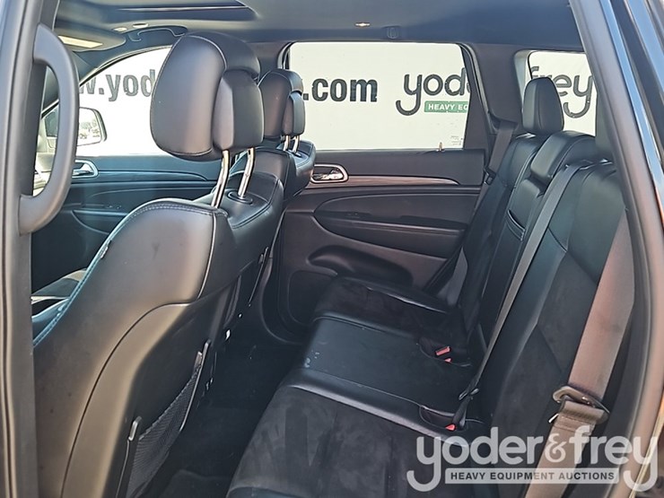 2021-jeep-grand-cherokee-image-17