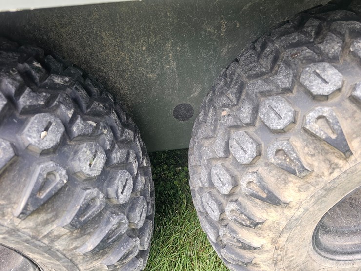 john-deere-gator-image-43