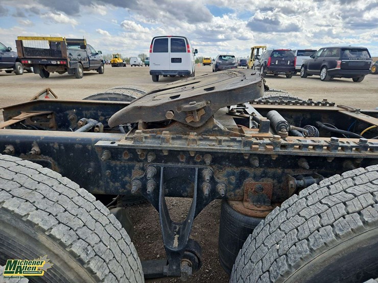 2012-international-transtar-8600-image-23