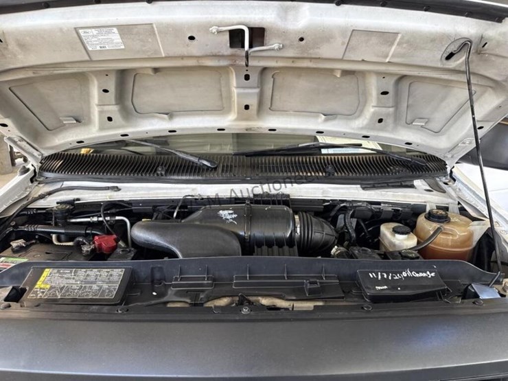 2009-ford-cargo-image-14