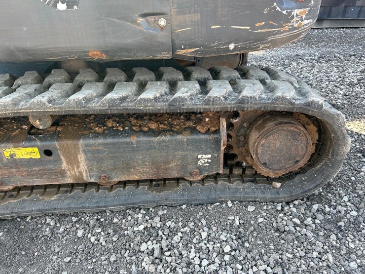 2021-bobcat-e42-image-15