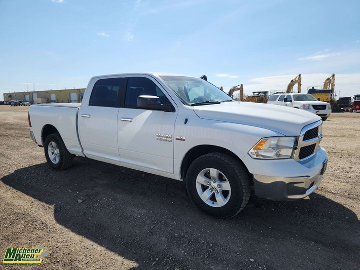 2014-dodge-1500-image-2
