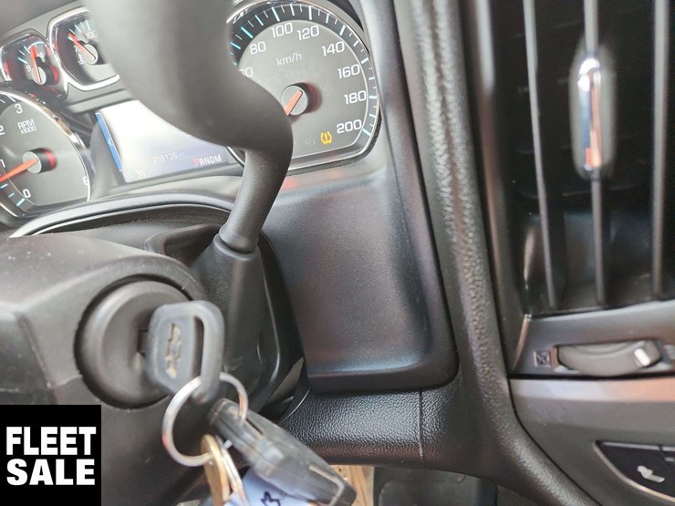 2014-chevrolet-silverado-1500-image-25
