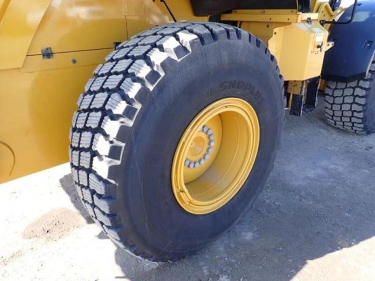 2023-caterpillar-926m-image-53