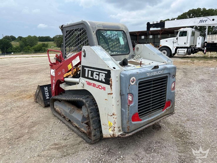 skid-steer-image-2