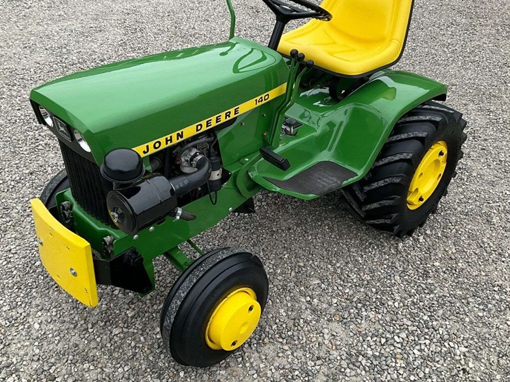 john-deere-140-image-1