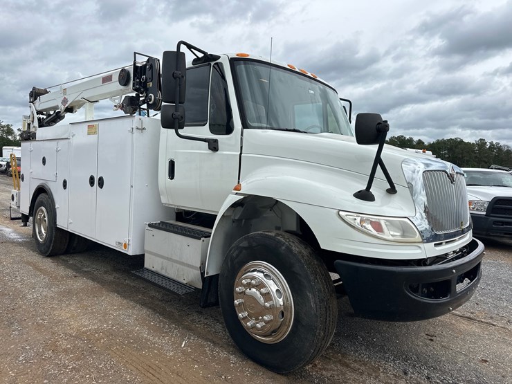 2015-international-durastar-4400-image-4