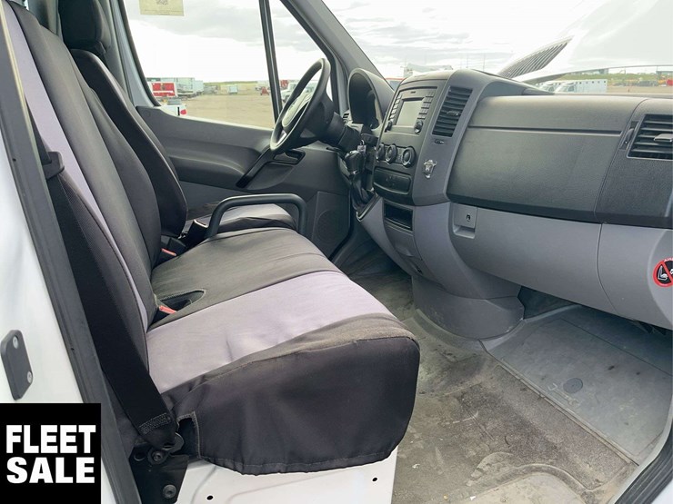 2018-mercedes-benz-sprinter-3500-xd-image-18
