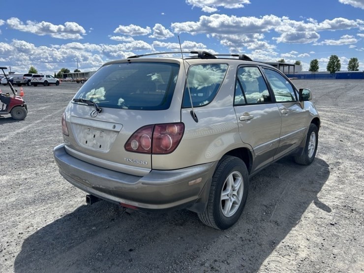 2000-lexus-rx300-image-5
