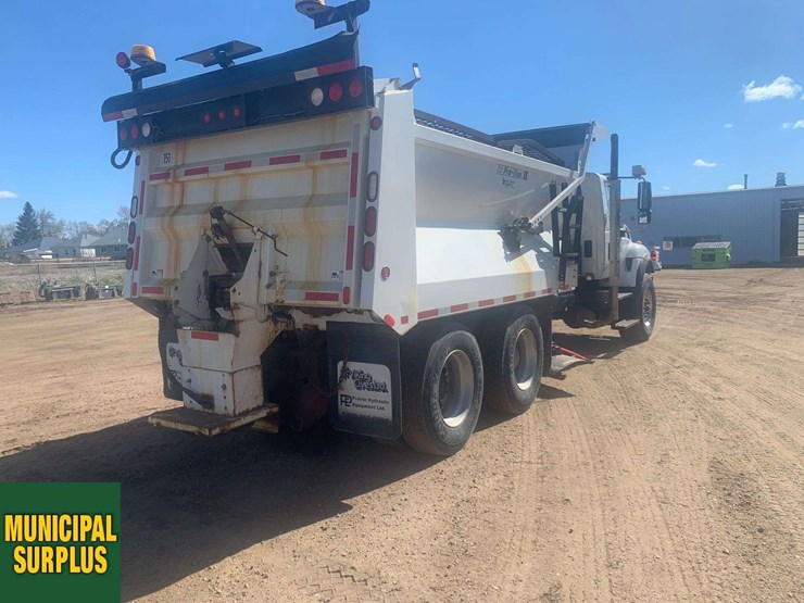 2013-international-workstar-7400-image-10