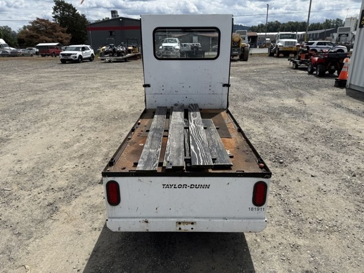 2019-taylor-dunn-bigfoot-electric-utility-cart-image-5