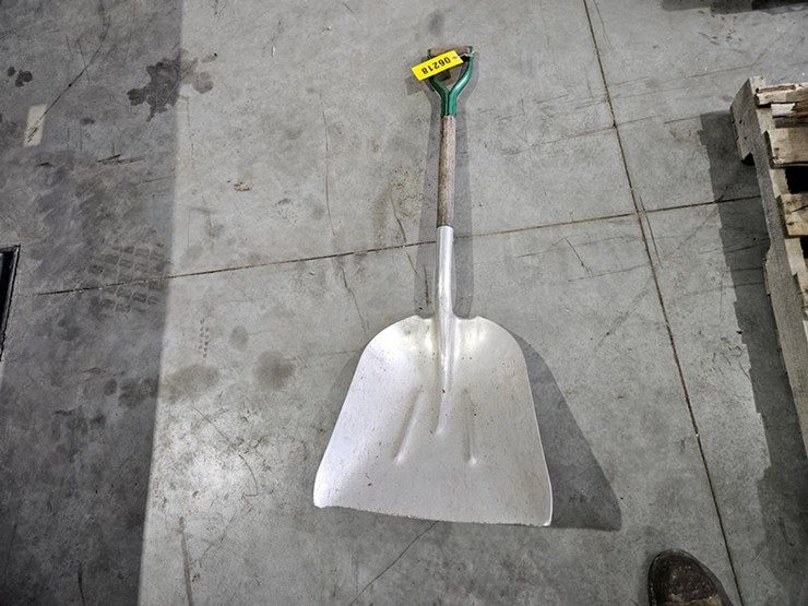#6218-•-scoop-shovel-image-2