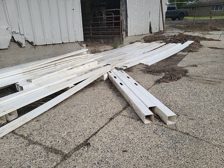 pvc-white-fence-w/post-image-4