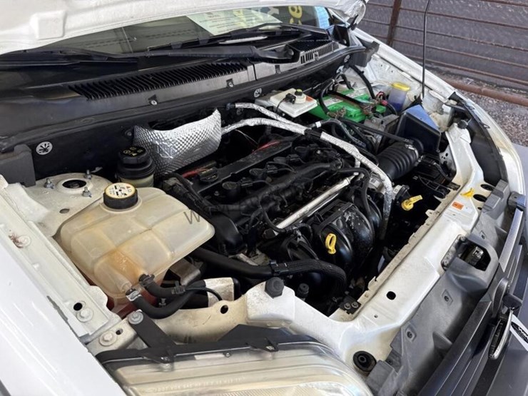 2012-ford-transit-connect-image-16