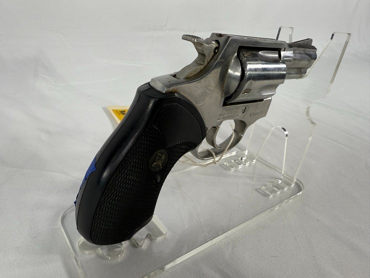#66-•-rossi-m885-38-special-revlover-w208110-image-10