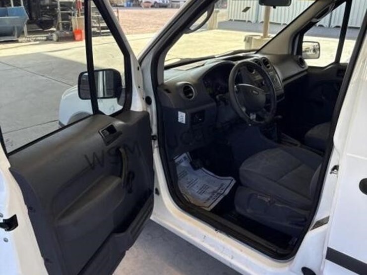 2012-ford-transit-connect-image-25
