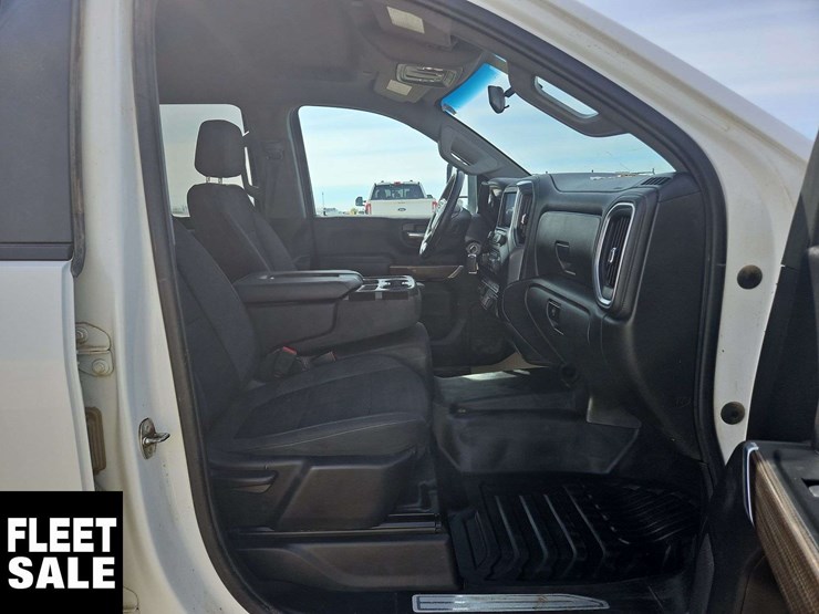 chevrolet-silverado-2500hd-image-25