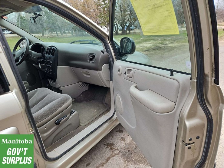 dodge-grand-caravan-image-23