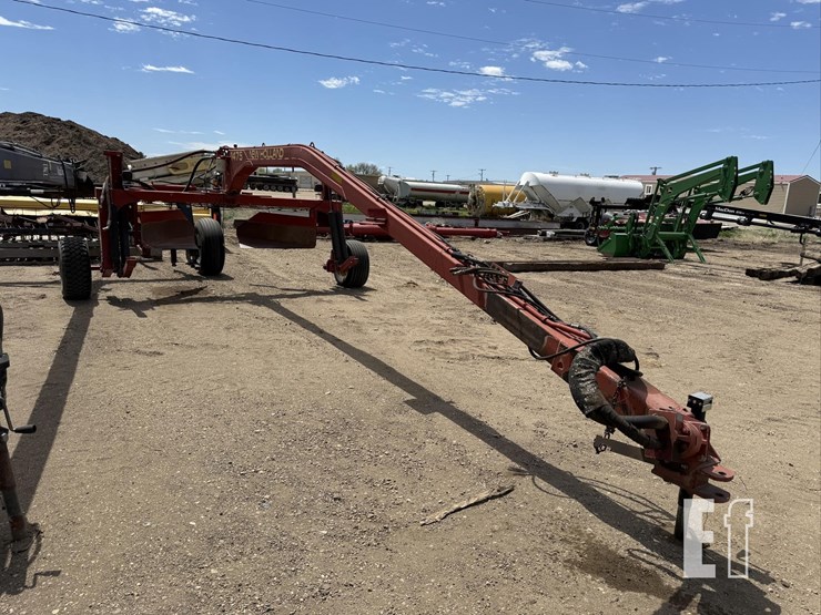 new-holland-1475-image-11