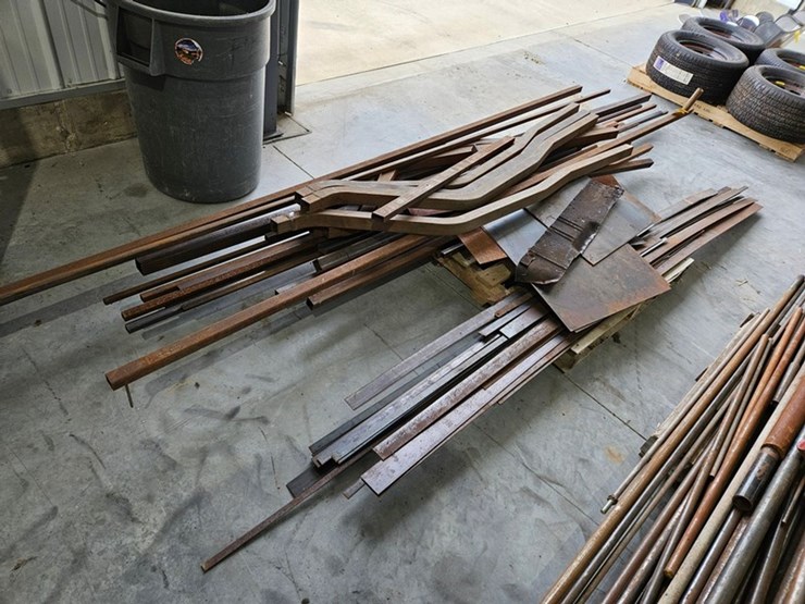 #6270-•-pallet-of-assorted-metal-image-4