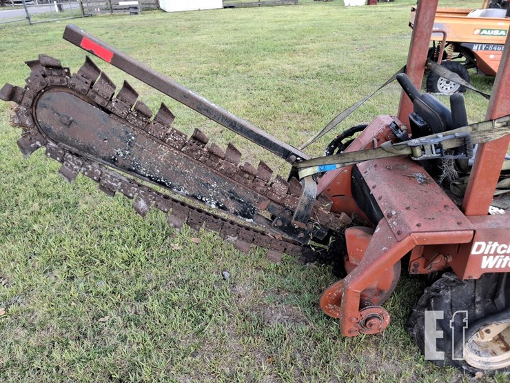 1997-ditch-witch-3700dd-image-4