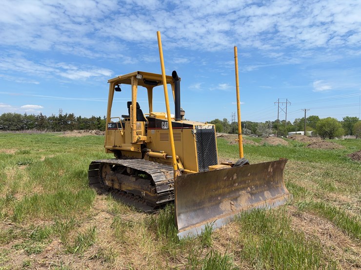 1995-caterpillar-d4c-image-3