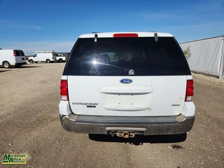 2004-ford-expedition-image-27