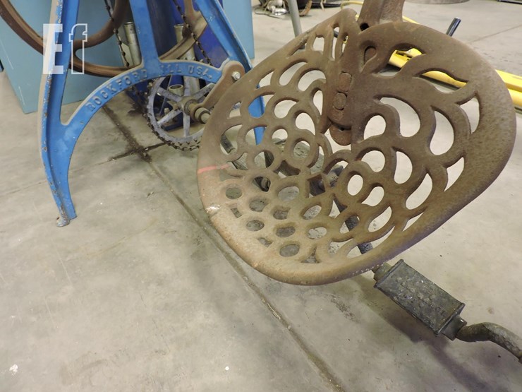 vintage,-w-f-&-barnes-treadle-lathe-image-3