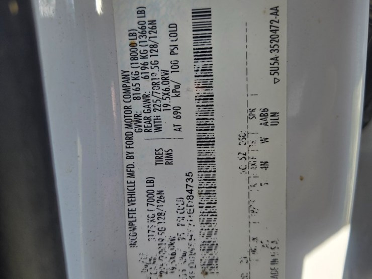2017-ford-f550-image-33