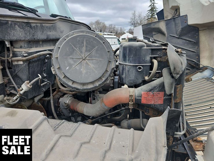 international-workstar-7400-image-41