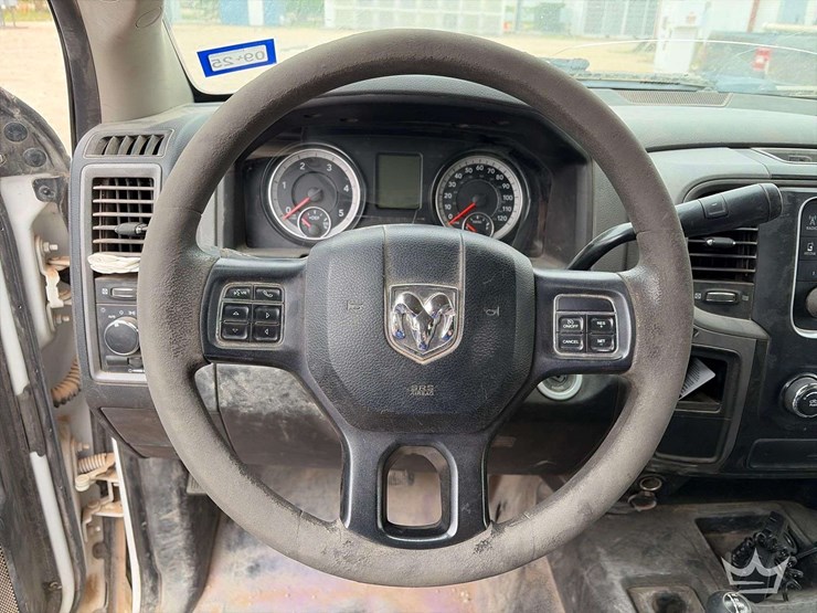 2018-dodge-3500-image-8