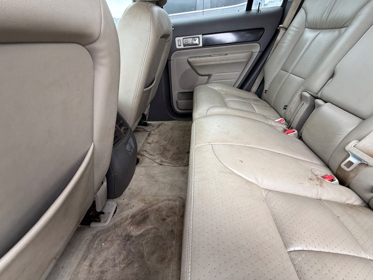 2007-lincoln-mkx-image-32