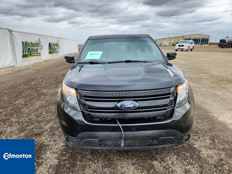 2015-ford-explorer-image-6