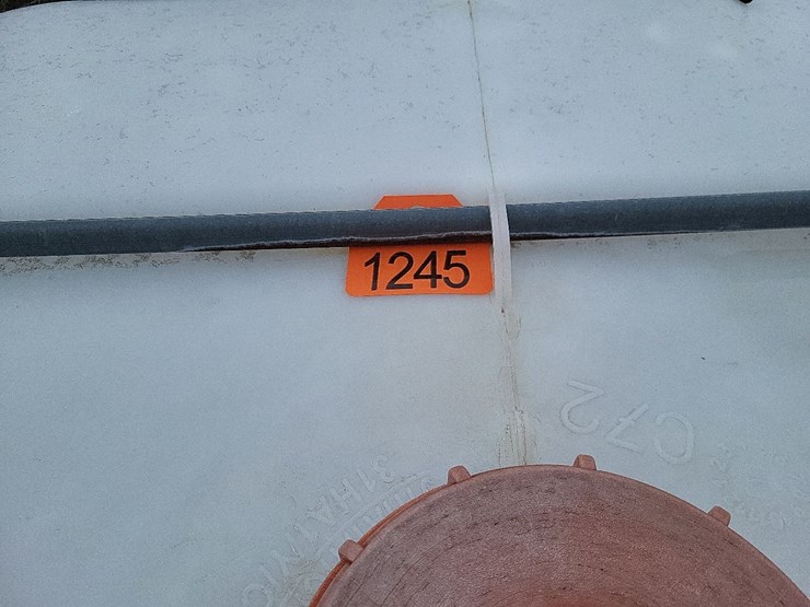 tote-w/valve---tag-#1245-image-2